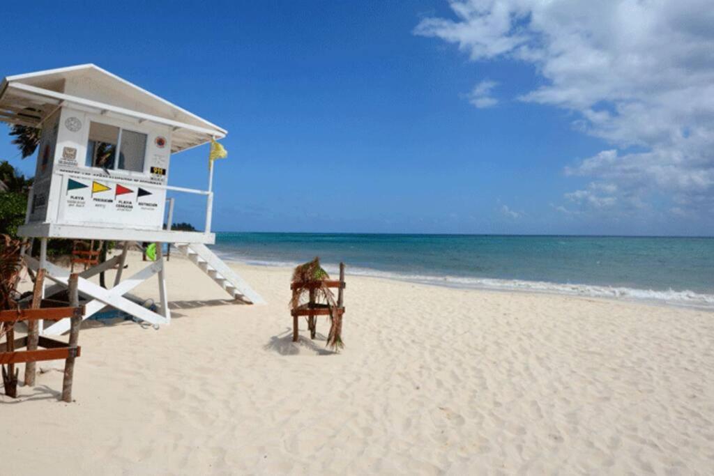 Bonita Casa A Dos Cuadras Del Mar Villa Плая дел Кармен Екстериор снимка