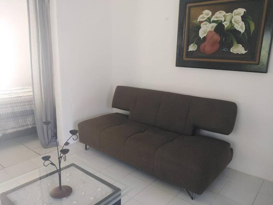 Bonita Casa A Dos Cuadras Del Mar Villa Плая дел Кармен Екстериор снимка