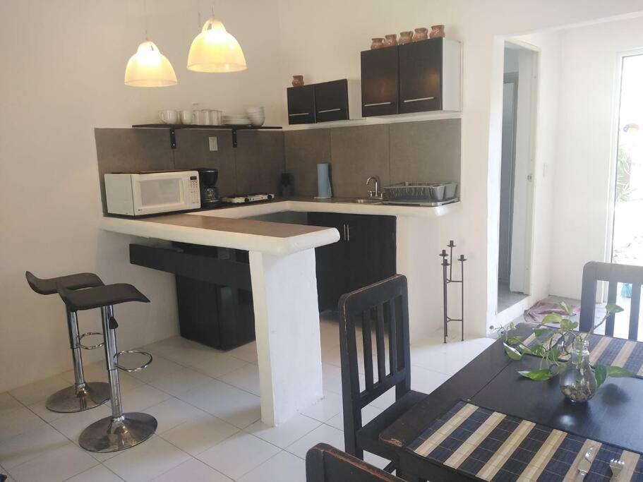 Bonita Casa A Dos Cuadras Del Mar Villa Плая дел Кармен Екстериор снимка